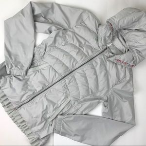 Lululemon gray light puffer w/ hood zip front  8